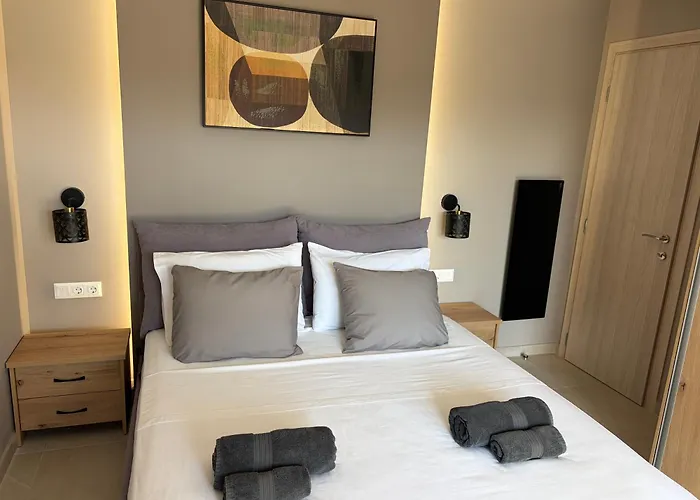 Luna By Rentalspro - Portaria Vila Paralia Dionysiou