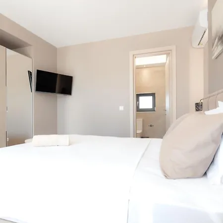Villa Luna By Rentalspro - Portaria Paralia Dionysiou