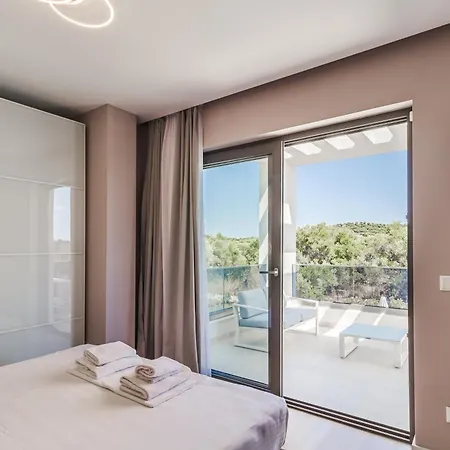 Villa Luna By Rentalspro - Portaria