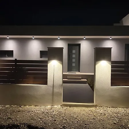 Villa Luna By Rentalspro - Portaria *